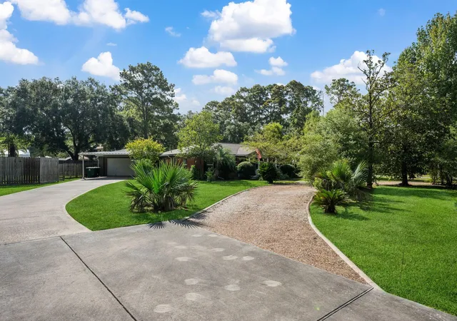 Photo 3 of Sale Pending at 1202 Forest Cove Dr, Kingwood, TX 77339 | MLS# 67269474 | Listing updated on 2026-09-17