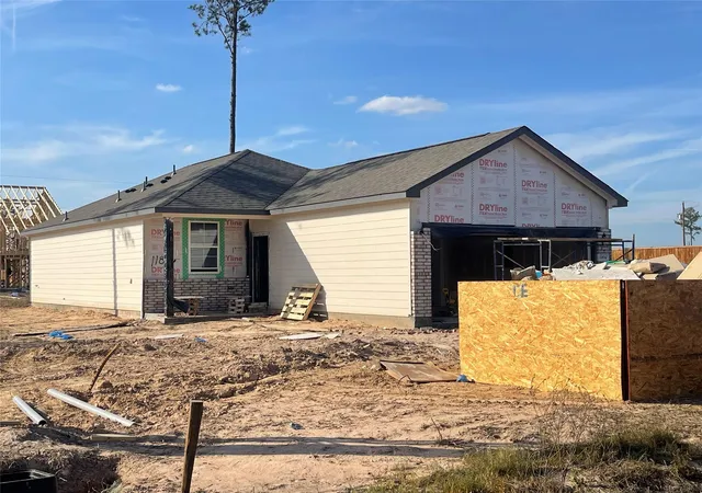 Photo 2 of Sale Pending at 11874 Brunel Dr, Conroe, TX 77306 | MLS# 68024569 | Listing updated on 2026-09-12
