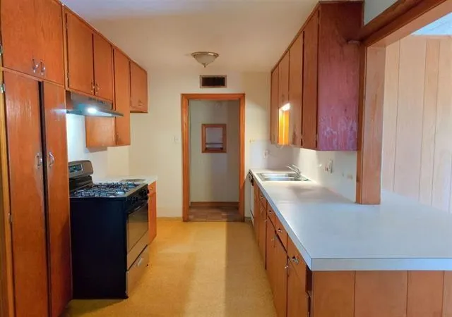 2nd image of 507 Bridal Wreath Ave, Orange, TX 77630 | MLS# 58352822