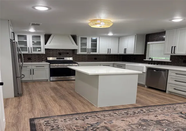 2nd image of 1304 Rampart St, Columbus, TX 78934 | MLS# 28703437