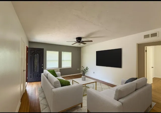 Homes for sale in Houston, TX | 5402 Flamingo Dr, Houston, TX 77033 | MLS# 90504731