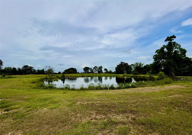 3rd image of 26618 Mitchell Rd, Hempstead, TX 77445 | MLS# 70461878