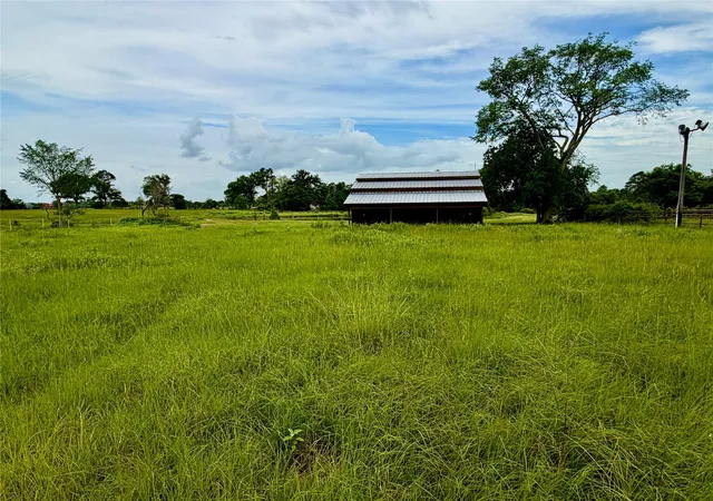 4th image of 26618 Mitchell Rd, Hempstead, TX 77445 | MLS# 70461878