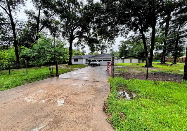 1st image of 214 Mills Dr, Livingston, TX 77351 | MLS# 40982476
