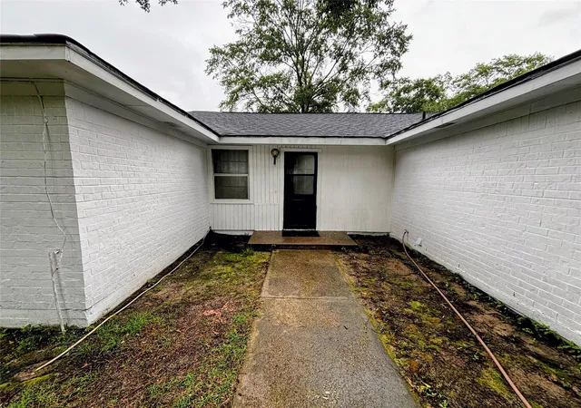 5th image of 214 Mills Dr, Livingston, TX 77351 | MLS# 40982476