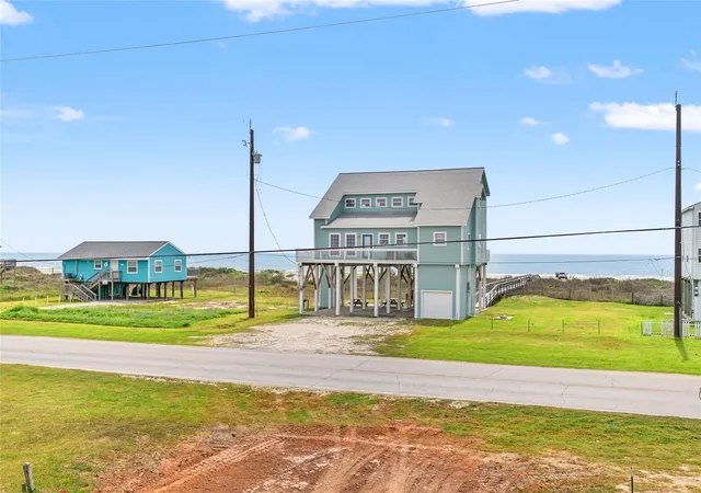 5th image of 4415 Bluewater Hwy, Freeport, TX 77541 | MLS# 38920248