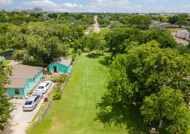 Homes for sale in Freeport, TX | 1826 Zapata St, Freeport, TX 77541 | MLS# 3276361