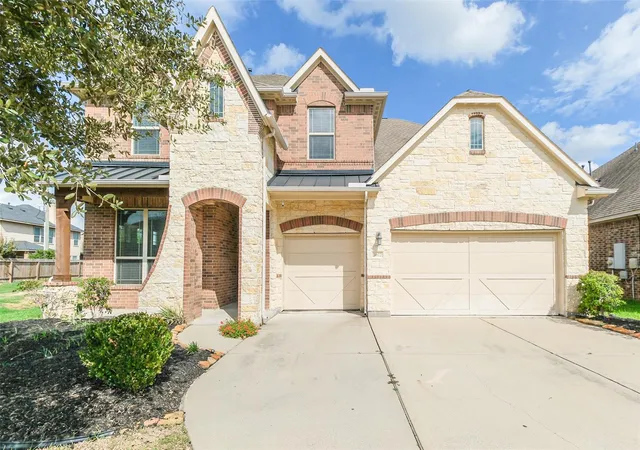 Photo 2 of Single family home for sale at 5922 Northcrest Village Wy, Spring, TX 77388 | MLS# 62476327 | Listing updated on 2026-09-19