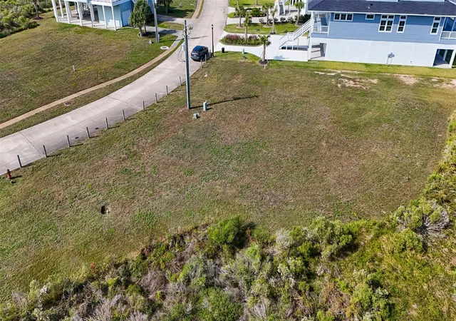 Photo 2 of Land for sale at 25723 Bay Breeze Dr, Galveston, TX 77554 | MLS# 50641993 | Listing updated on 2026-04-29