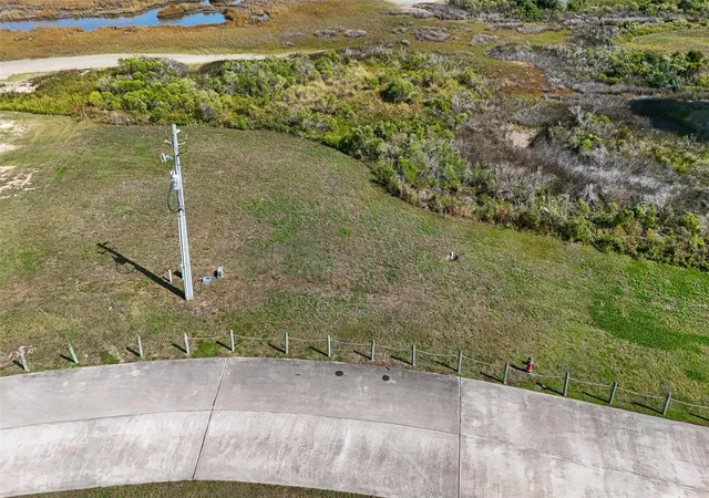 Photo 3 of Land for sale at 25723 Bay Breeze Dr, Galveston, TX 77554 | MLS# 50641993 | Listing updated on 2026-04-29