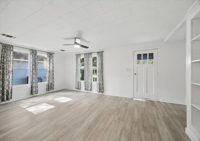 4th image of 315 Jones St, Columbus, TX 78934 | MLS# 23263680