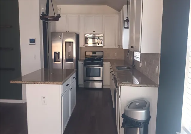 Photo 2 of Single family home for sale at 10215 Peridot Cove Cove, Houston, TX 77095 | MLS# 40701376 | Listing updated on 2026-09-11
