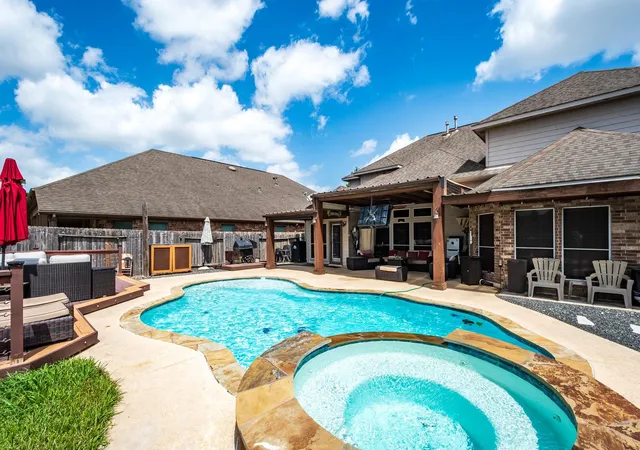 2nd image of 9518 Alabaster Oaks Ln, Humble, TX 77396 | MLS# 97785930