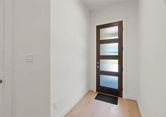 24th image of 8718 Aquino Lane, Houston, TX 77055 | MLS# 70157857