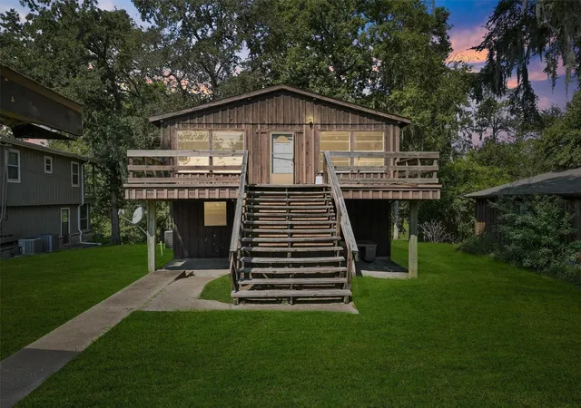 1st image of 14 Walker Trl, Huntsville, TX 77320 | MLS# 93225283