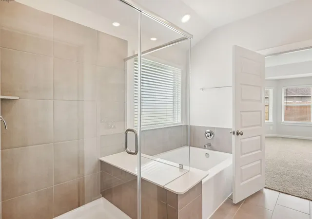 Photo 4 of Single family home for sale at 5205 Redbud Valley Dr, Pearland, TX 77584 | MLS# 85260241 | Listing updated on 2026-08-26