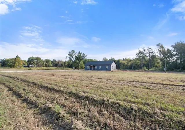 Photo 4 of Single family home for sale at 115 Cr 681, Teague, TX 75860 | MLS# 10404876 | Listing updated on 2026-08-27