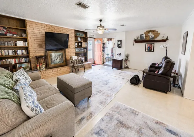 Homes for sale in Lumberton, TX | 7760 Laurie Ln, Lumberton, TX 77657 | MLS# 16700797