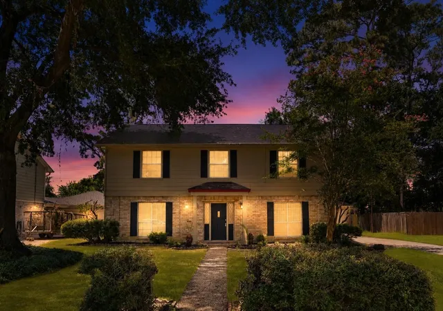 Photo 3 of Single family home for sale at 15015 Gladebrook Dr, Houston, TX 77068 | MLS# 10271778 | Listing updated on 2026-09-19