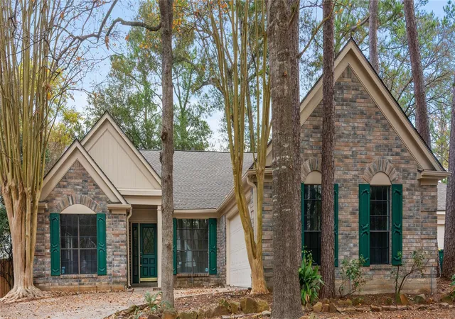 Photo 1 of Single family home for sale at 10 White Fawn Dr, Spring, TX 77381 | MLS# 41370362 | Listing updated on 2026-09-13