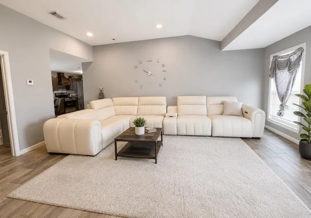 image of 3114 Hartsville Rd, Houston, TX 77051 | MLS# 68664906