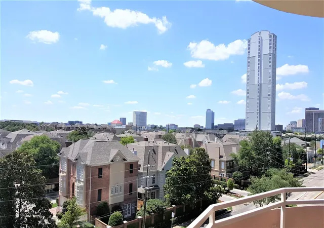 2nd image of 3505 Sage Rd, Houston, TX 77056