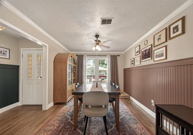 Homes for sale in Pearland, TX | 1925 Winding Creek Dr, Pearland, TX 77581 | MLS# 23480975