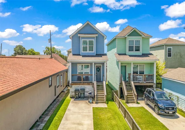 Photo 1 of Single family home for sale at 5419 Ave N 1/2, Galveston, TX 77551 | MLS# 30930865 | Listing updated on 2026-07-21
