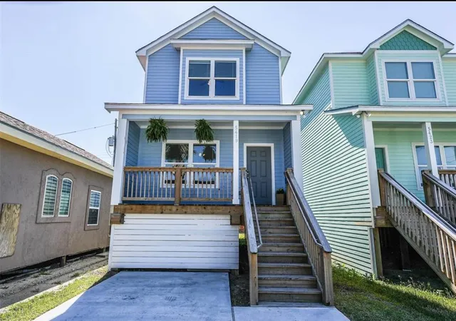 Photo 3 of Single family home for sale at 5419 Ave N 1/2, Galveston, TX 77551 | MLS# 30930865 | Listing updated on 2026-07-21