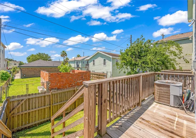 Photo 4 of Single family home for sale at 5419 Ave N 1/2, Galveston, TX 77551 | MLS# 30930865 | Listing updated on 2026-07-21