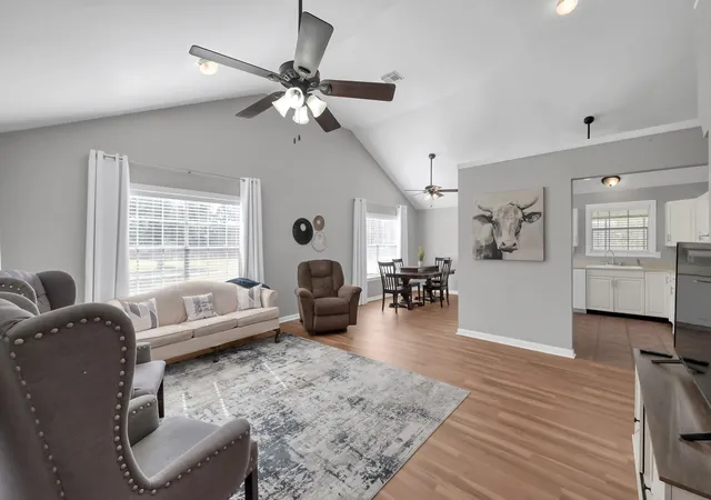 Photo 1 of Single family home for sale at 392 Timber Bay Dr, Trinity, TX 75862 | MLS# 53440028 | Listing updated on 2026-09-09