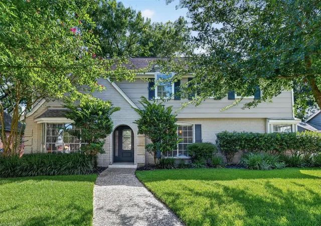 Photo 1 of Single family home for sale at 1638 Fall Valley Dr, Houston, TX 77077 | MLS# 26774418 | Listing updated on 2026-09-05