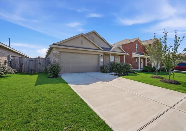 Homes for sale in Baytown, TX | 9910 Cliffside Ridge Dr, Baytown, TX 77521 | MLS# 14883366