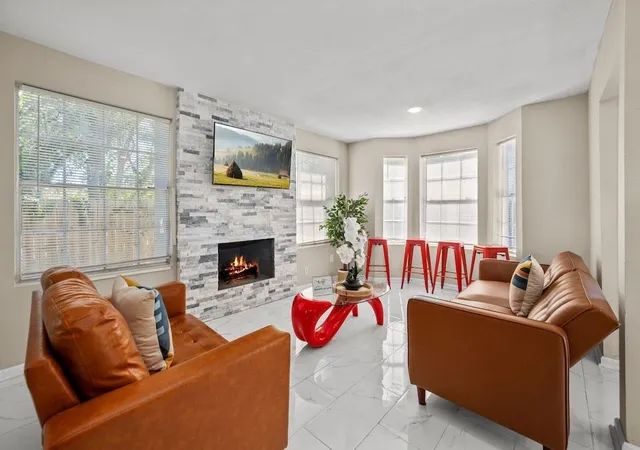 4th image of 2504 Ferguson Wy, Houston, TX 77088 | MLS# 80469195