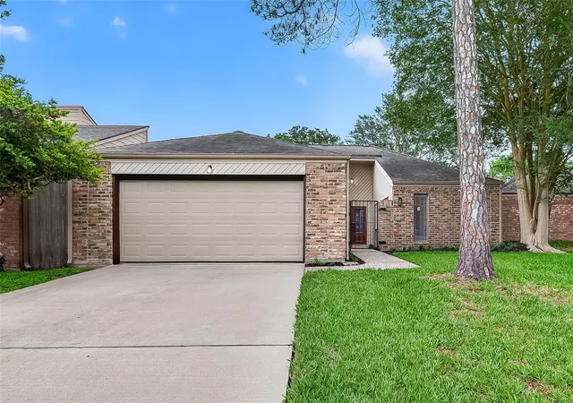 Homes for sale in Houston, TX | 1023 Forest Home Dr, Houston, TX 77077 | MLS# 50495508