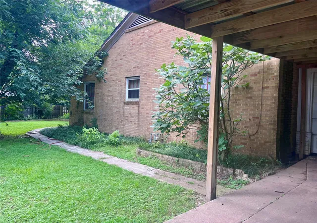 4th image of 401 S Cottonwood St, Crockett, TX 75835 | MLS# 14335137