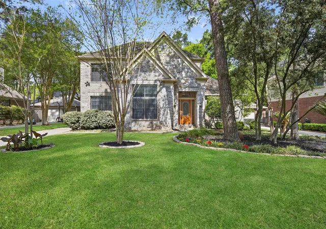 Photo 2 of Single family home for sale at 14 Treestar Pl, Spring, TX 77381 | MLS# 54849308 | Listing updated on 2026-06-21
