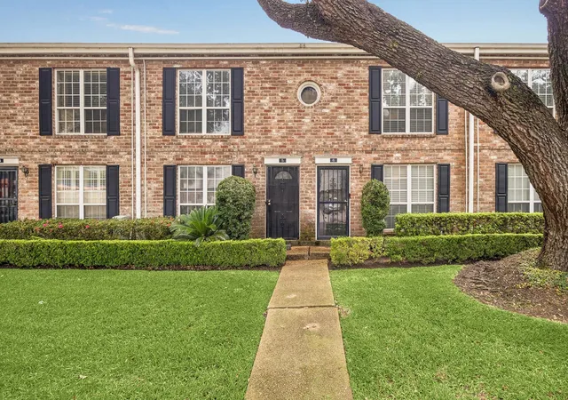 1st image of 6410 Del Monte Dr #6, Houston, TX 77057 | MLS# 13834850