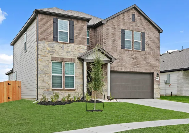 3rd image of 1109 Avenue M, Bay City, TX 77414 | MLS# 73272185
