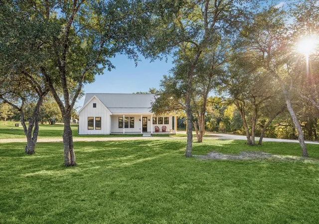 Homes for sale in Round Top, TX | 124 Rebekah'S Crossing, Round Top, TX 78954 | MLS# 90299961