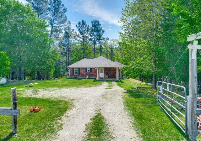 Photo 1 of Sale Pending at 5755 An County Rd 153, Palestine, TX 75801 | MLS# 86711684 | Listing updated on 2026-08-17