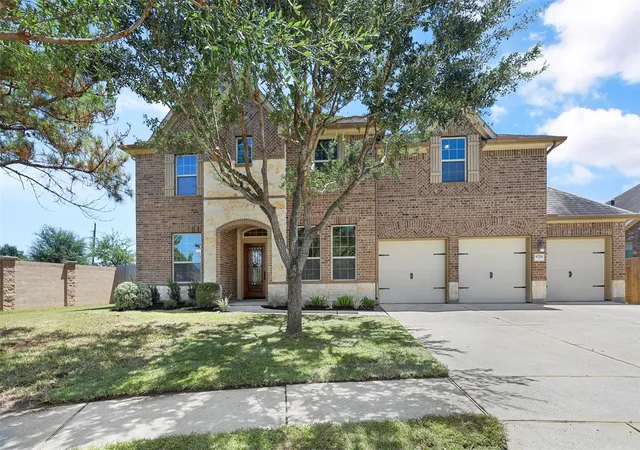 2nd image of 9726 Bonham Lakes Ln, Humble, TX 77396 | MLS# 76797008