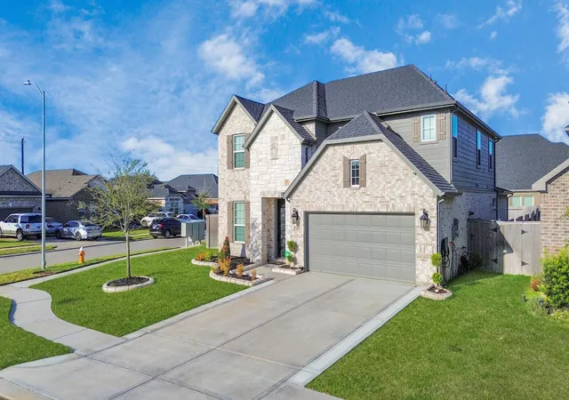 Homes for sale in La Porte, TX | 329 Clifton Crane Rd, La Porte, TX 77571 | MLS# 81016303