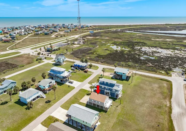 37th image of 115 Doubloon Dr, Freeport, TX 77541 | MLS# 91817083