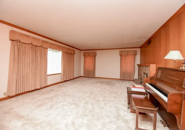 Photo 4 of Single family home for sale at 2116 Rosemary St, El Campo, TX 77437 | MLS# 23377879 | Listing updated on 2026-09-10