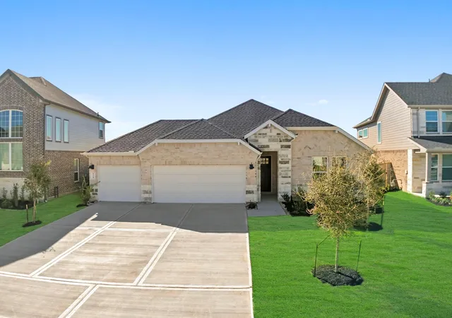 Photo 1 of Sale Pending at 3327 Summercrisp Hollow Ln, Pearland, TX 77581 | MLS# 56429550 | Listing updated on 2026-09-09