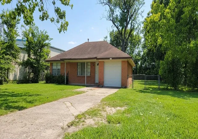 Single family home for sale at 15623 Lee Rd, Houston, TX 77032 | MLS# 17480548