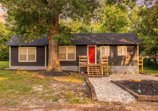 2nd image of 1007 S Pecan St, Woodville, TX 75979 | MLS# 94962585