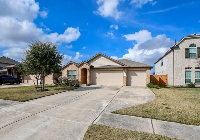 1st image of 2631 Half Dome Dr, Rosharon, TX 77583 | MLS# 66749034
