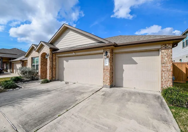 3rd image of 2631 Half Dome Dr, Rosharon, TX 77583 | MLS# 66749034